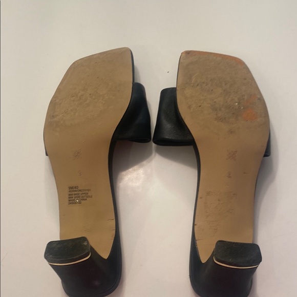 BCBG Generation black slide heels. Worn twice. Size 9. - Picture 4 of 6